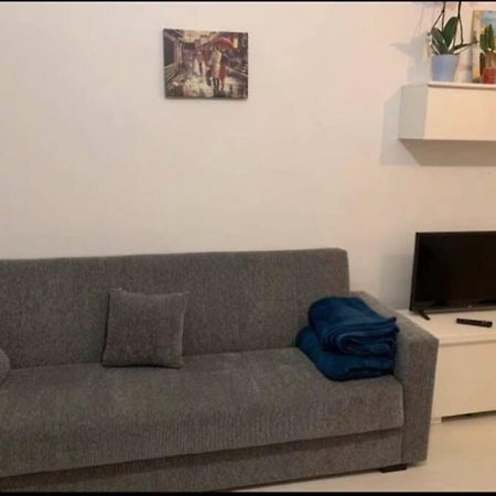 Relator Apartment Севиля Екстериор снимка